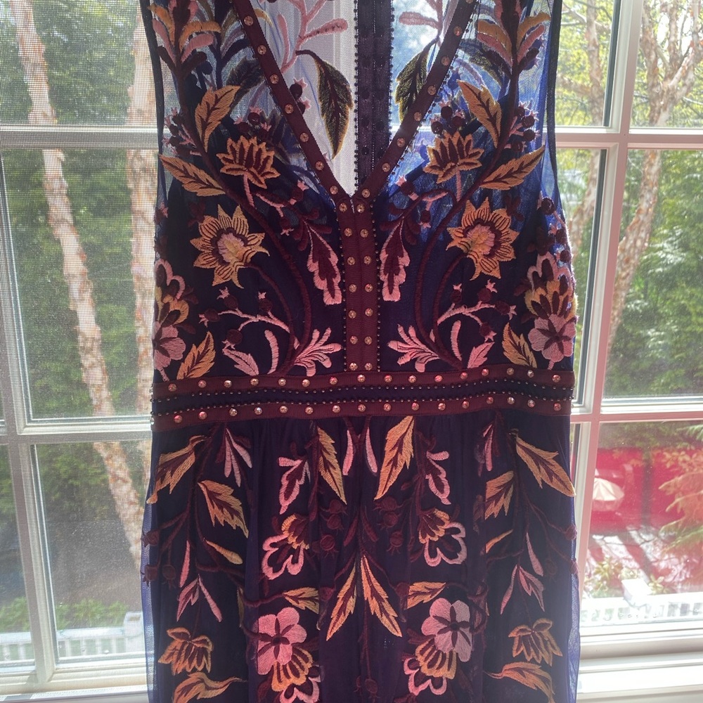 Moulinette Soeurs Midi Dress✨
